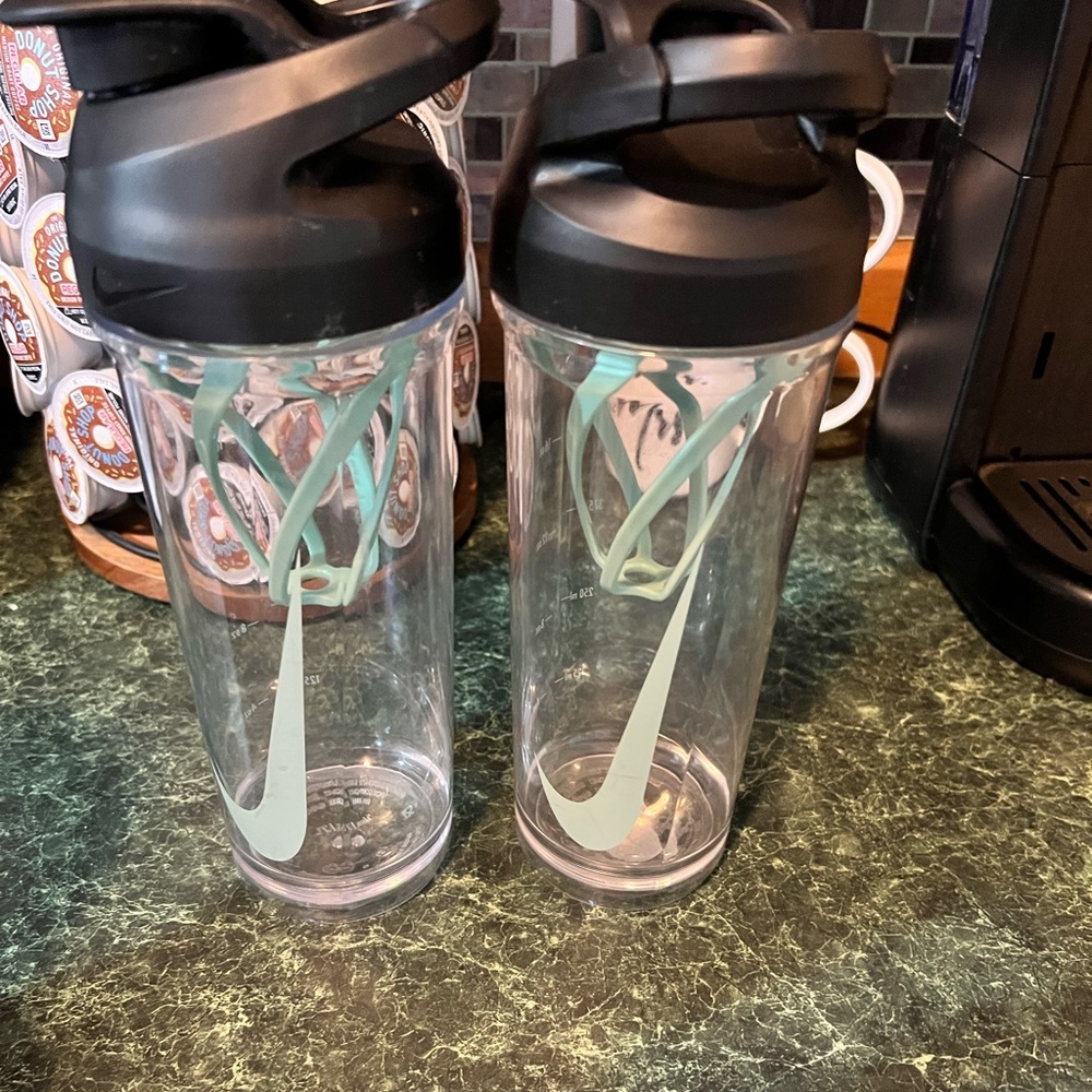 2 Nike shaker bottles
